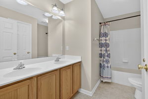  Photo 48