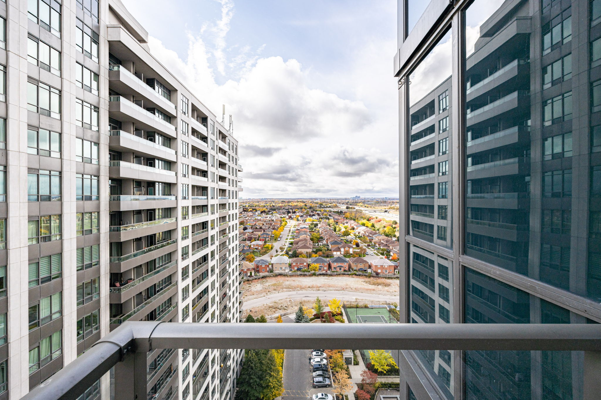 Mississauga property showcase — delivered property photograph 31