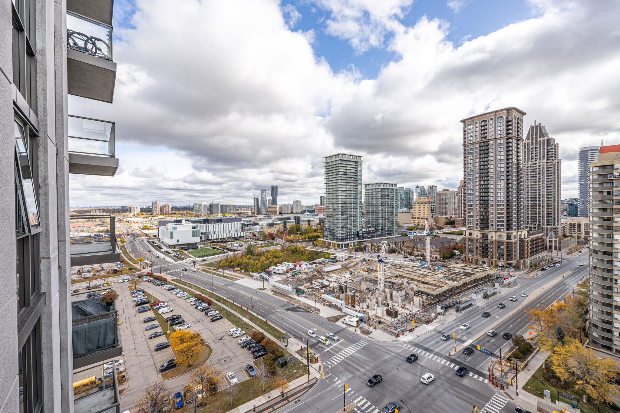 Mississauga property showcase — delivered property photograph 33