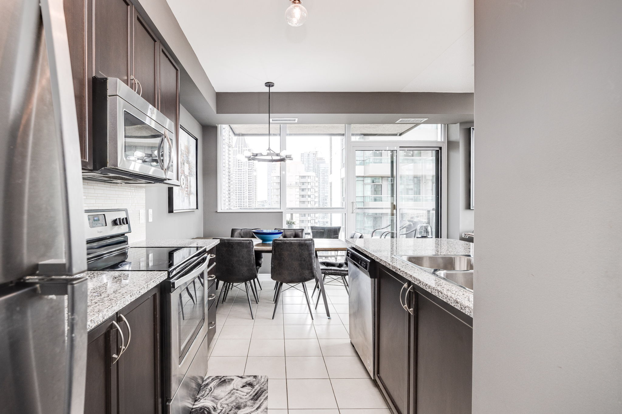 Mississauga property showcase — delivered property photograph 11