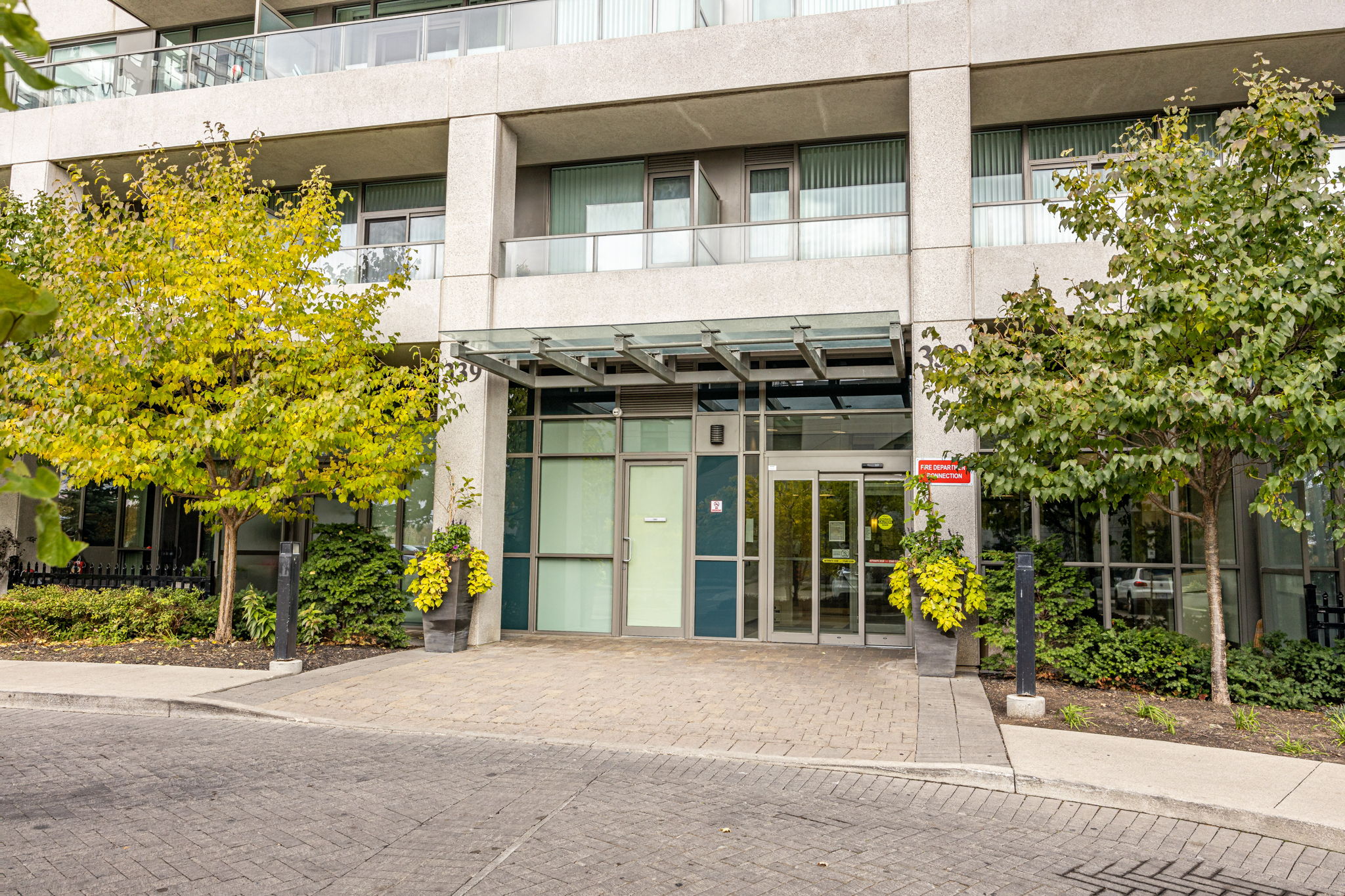 Mississauga property showcase — delivered property photograph 3