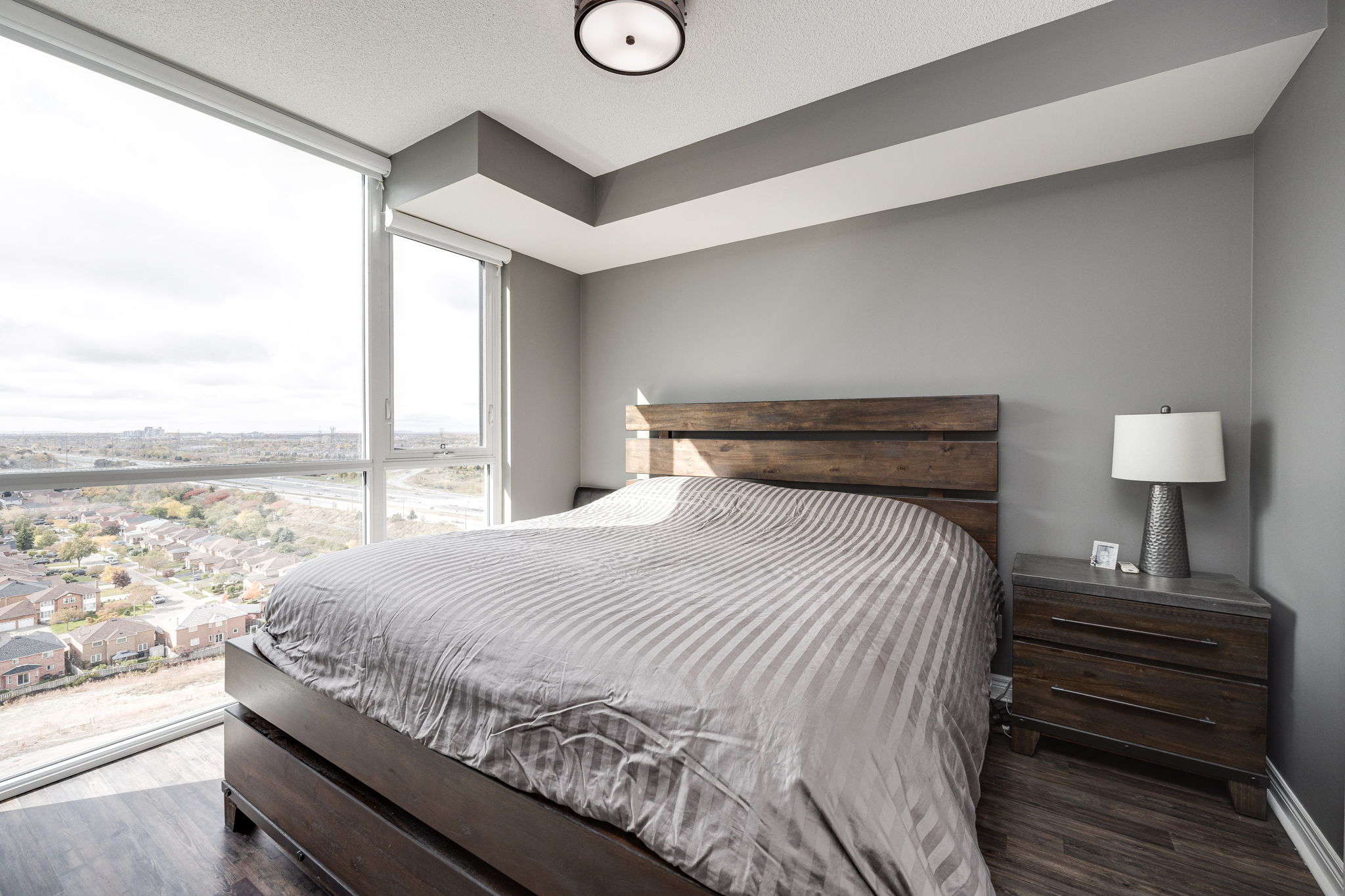 Mississauga property showcase — delivered property photograph 21