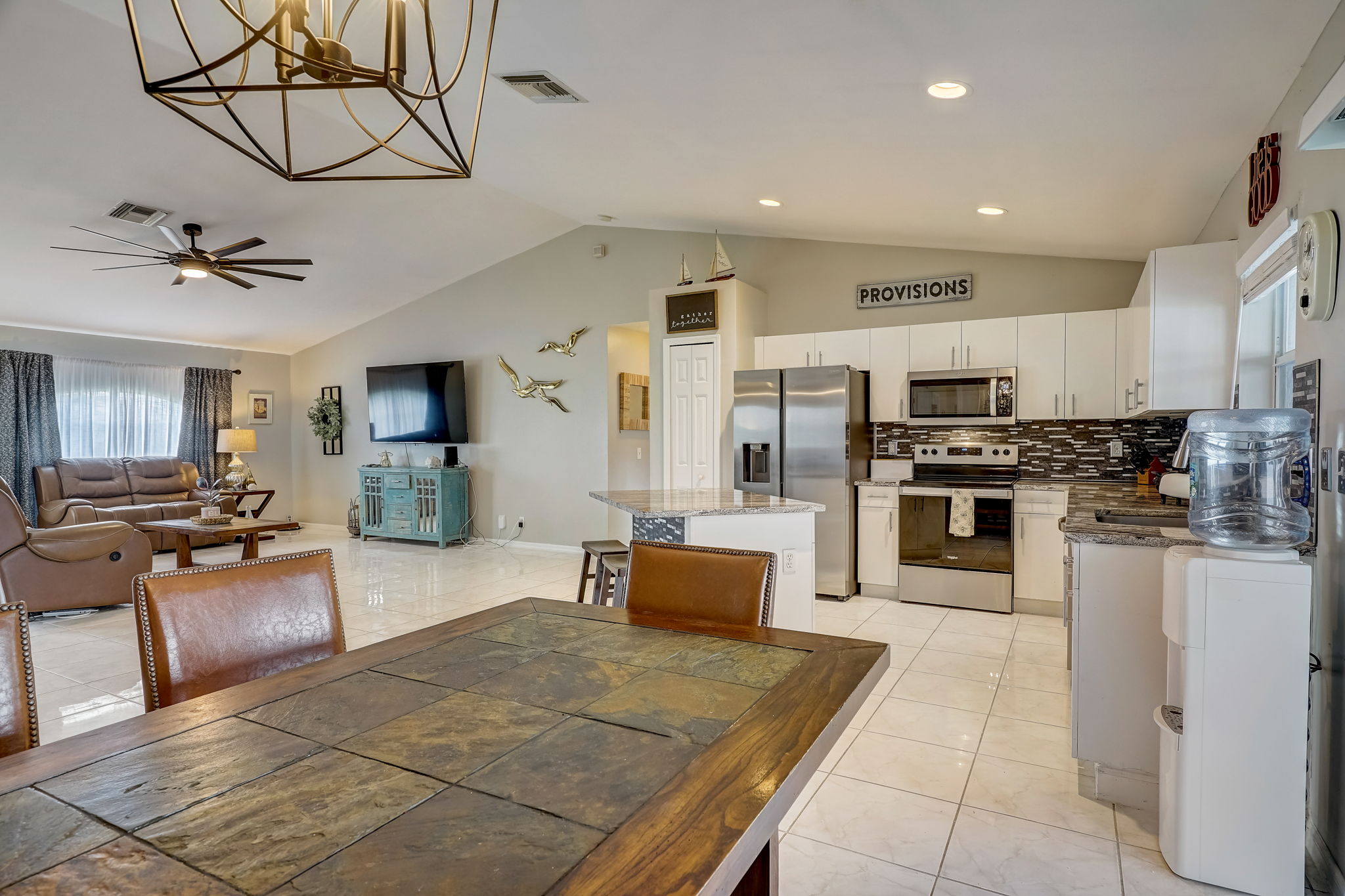 SW 31st Ter-015