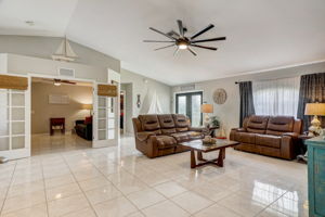 SW 31st Ter-007