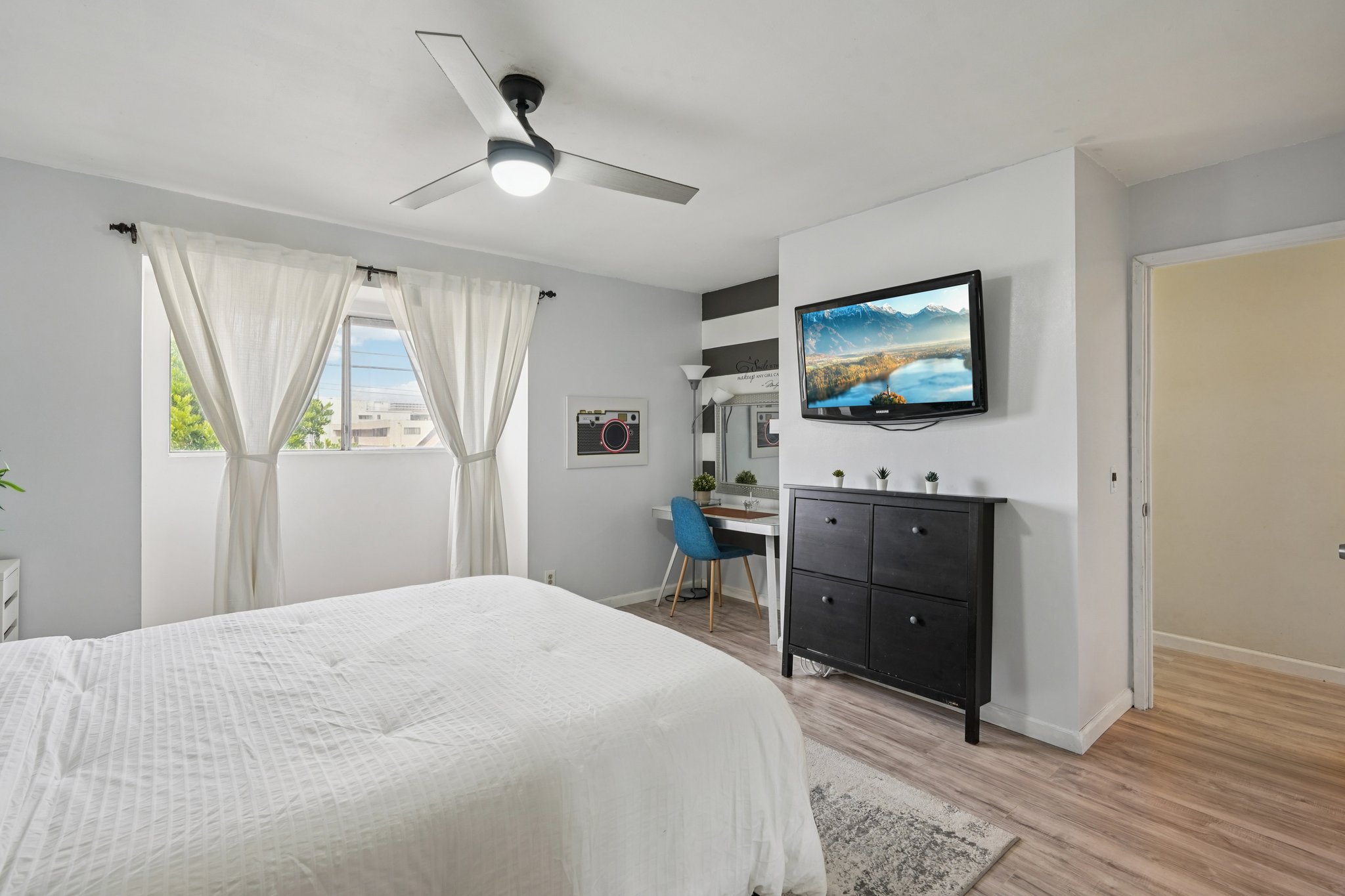 Elm Ave-S2409-024.jpg