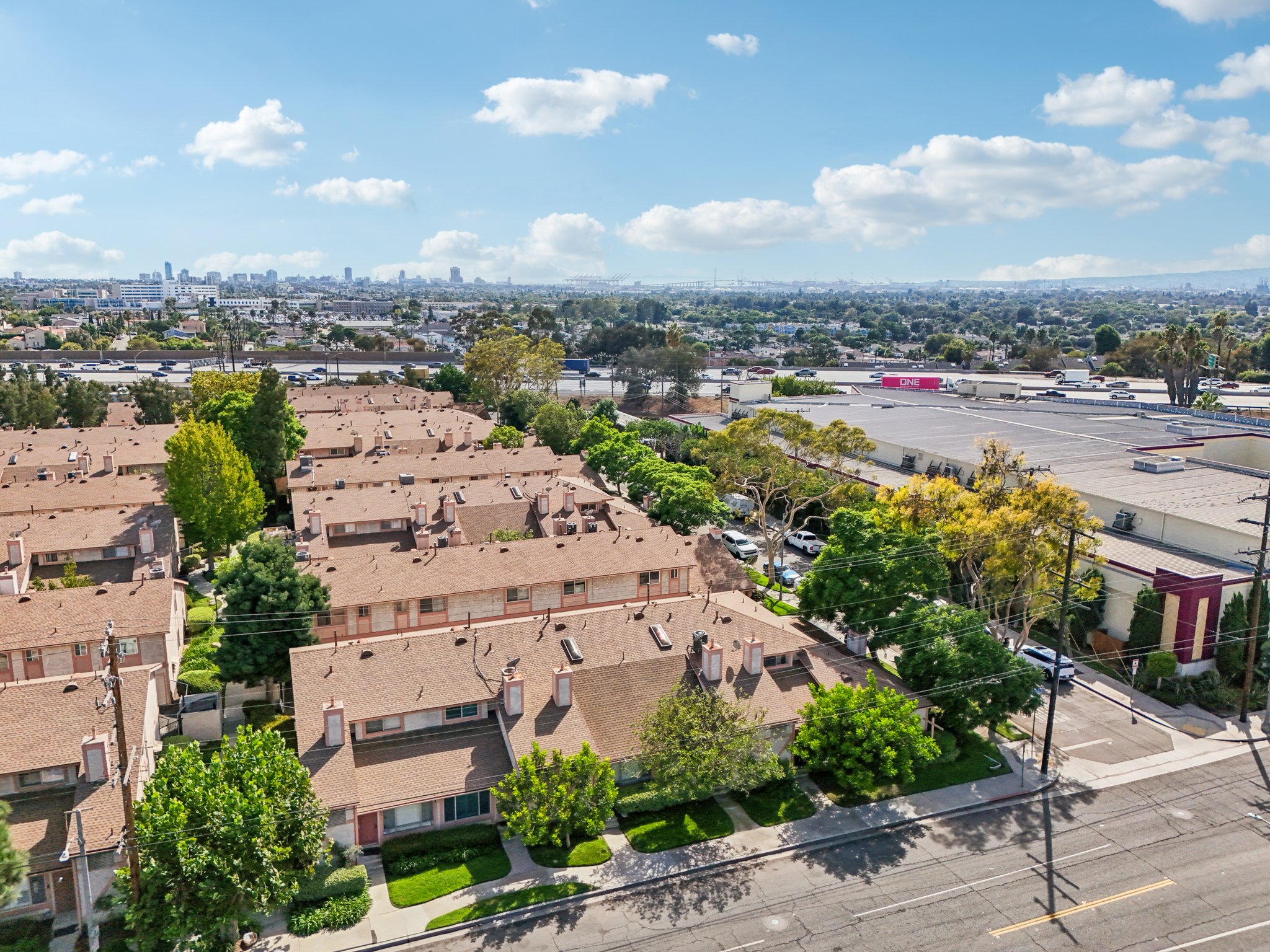 Elm Ave-S2409-040.jpg