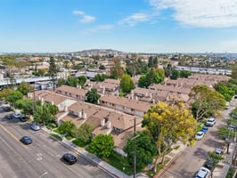 Elm Ave-S2409-037.jpg