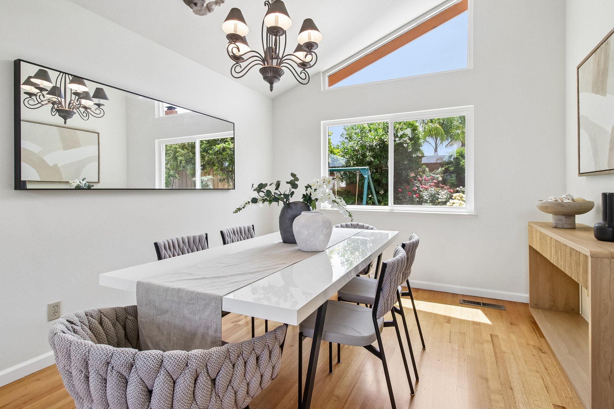 Belgrove Cir-S0205-029.jpg