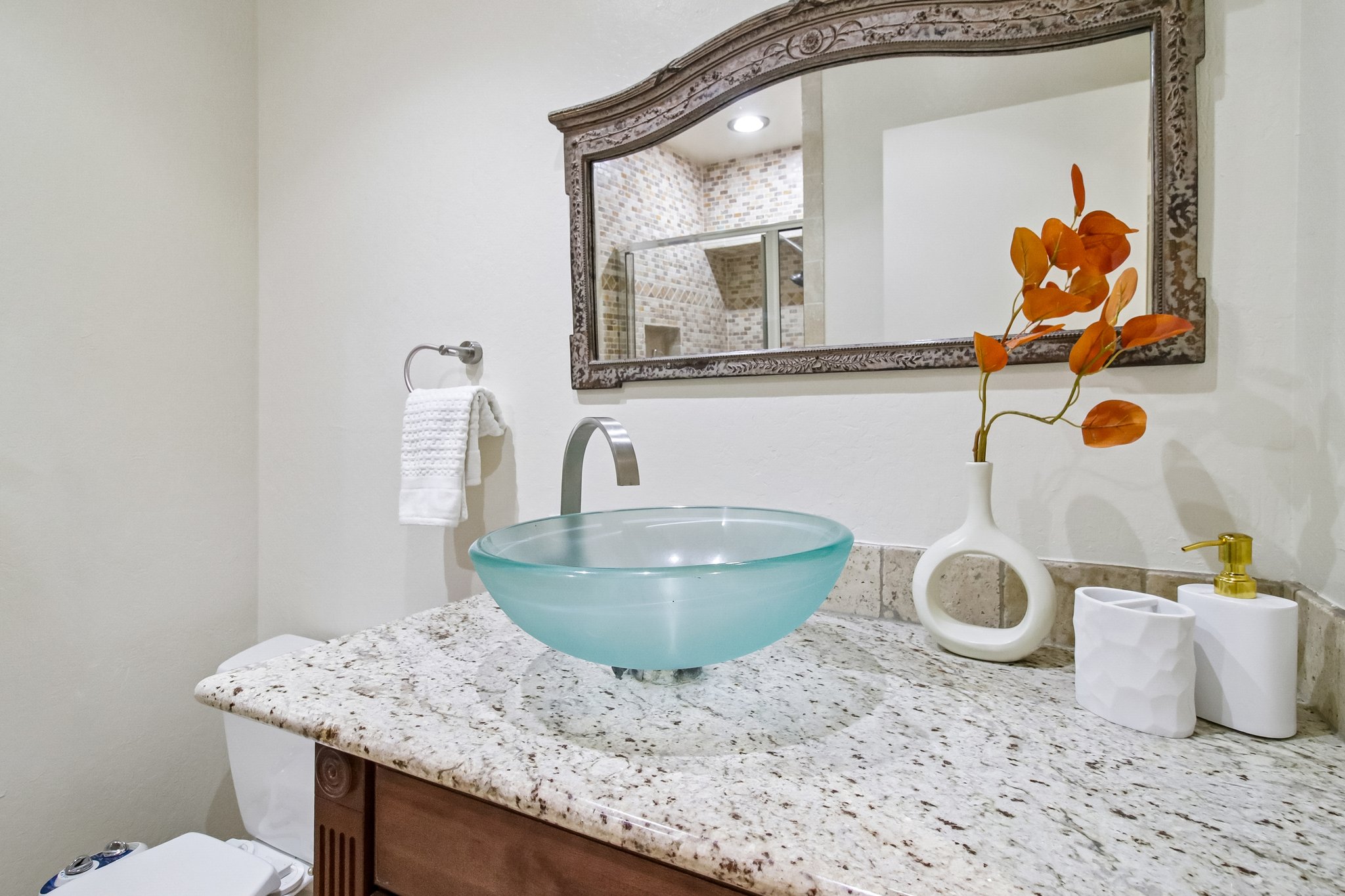 Belgrove Cir-S0205-037.jpg