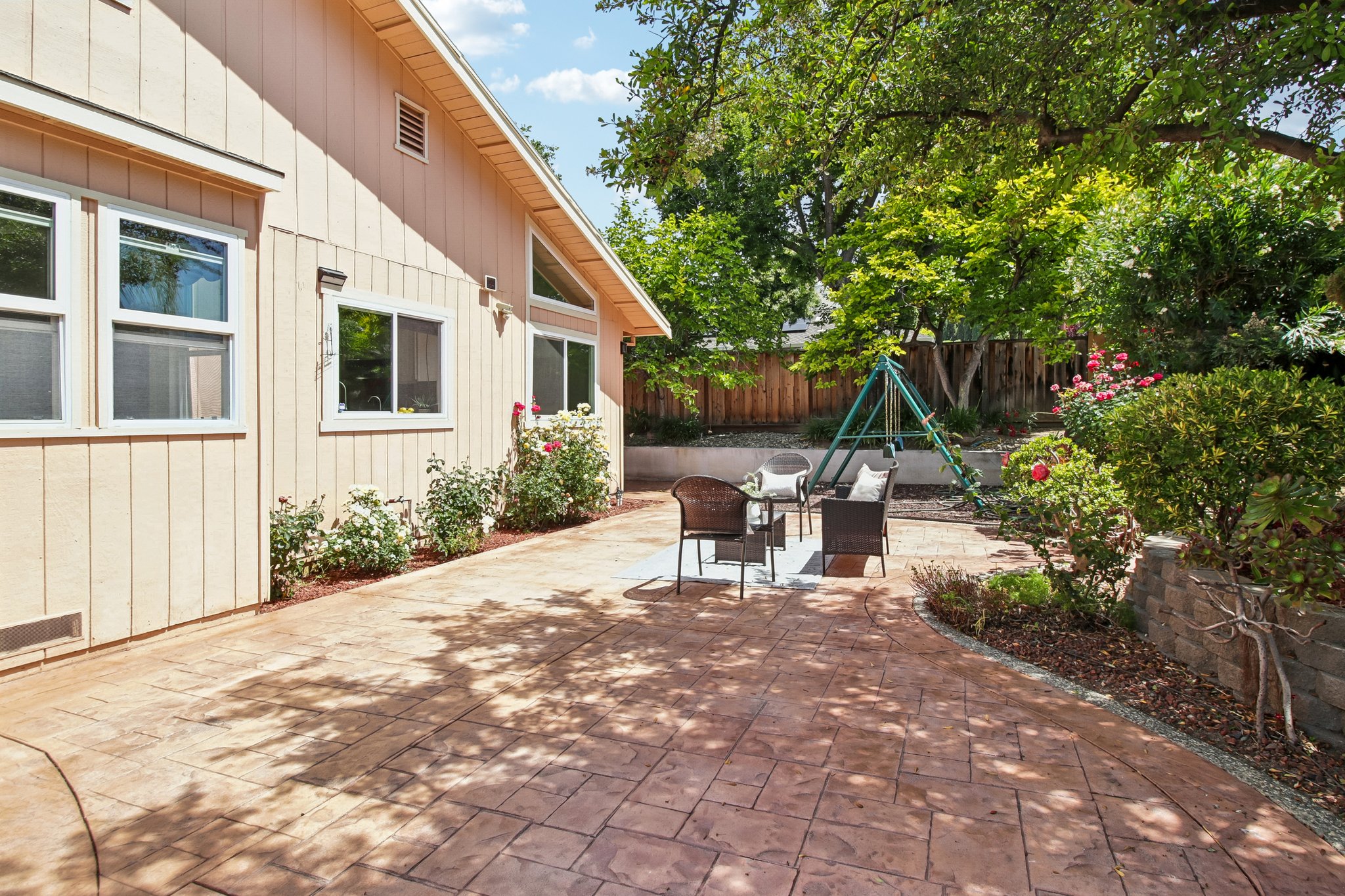 Belgrove Cir-S0205-063.jpg