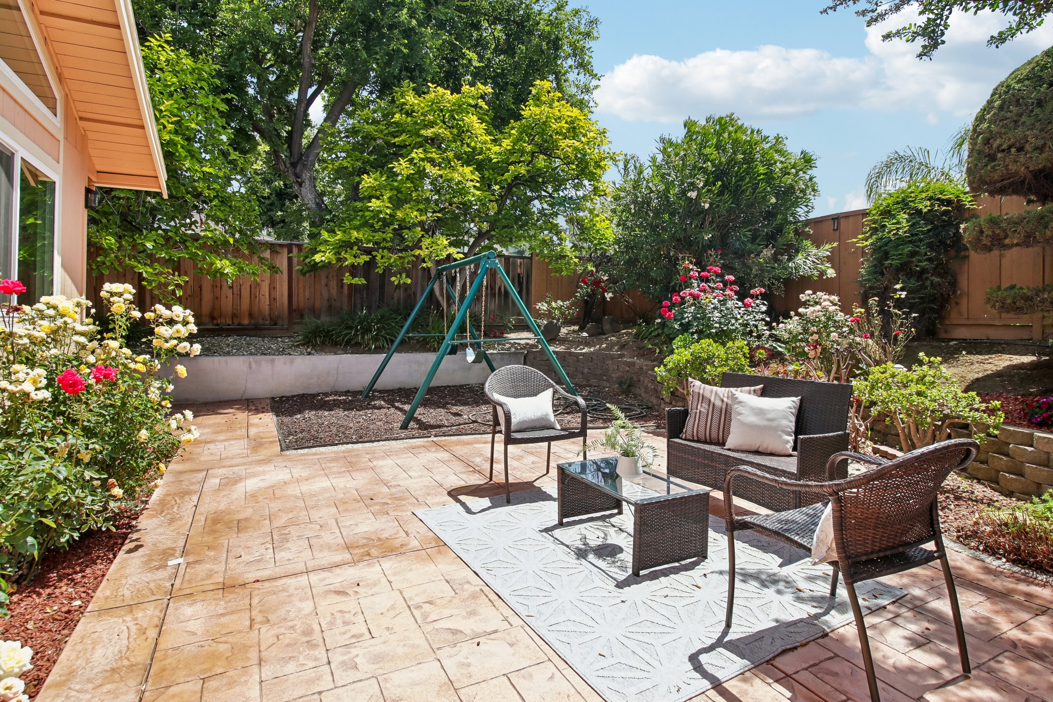 Belgrove Cir-S0205-064.jpg