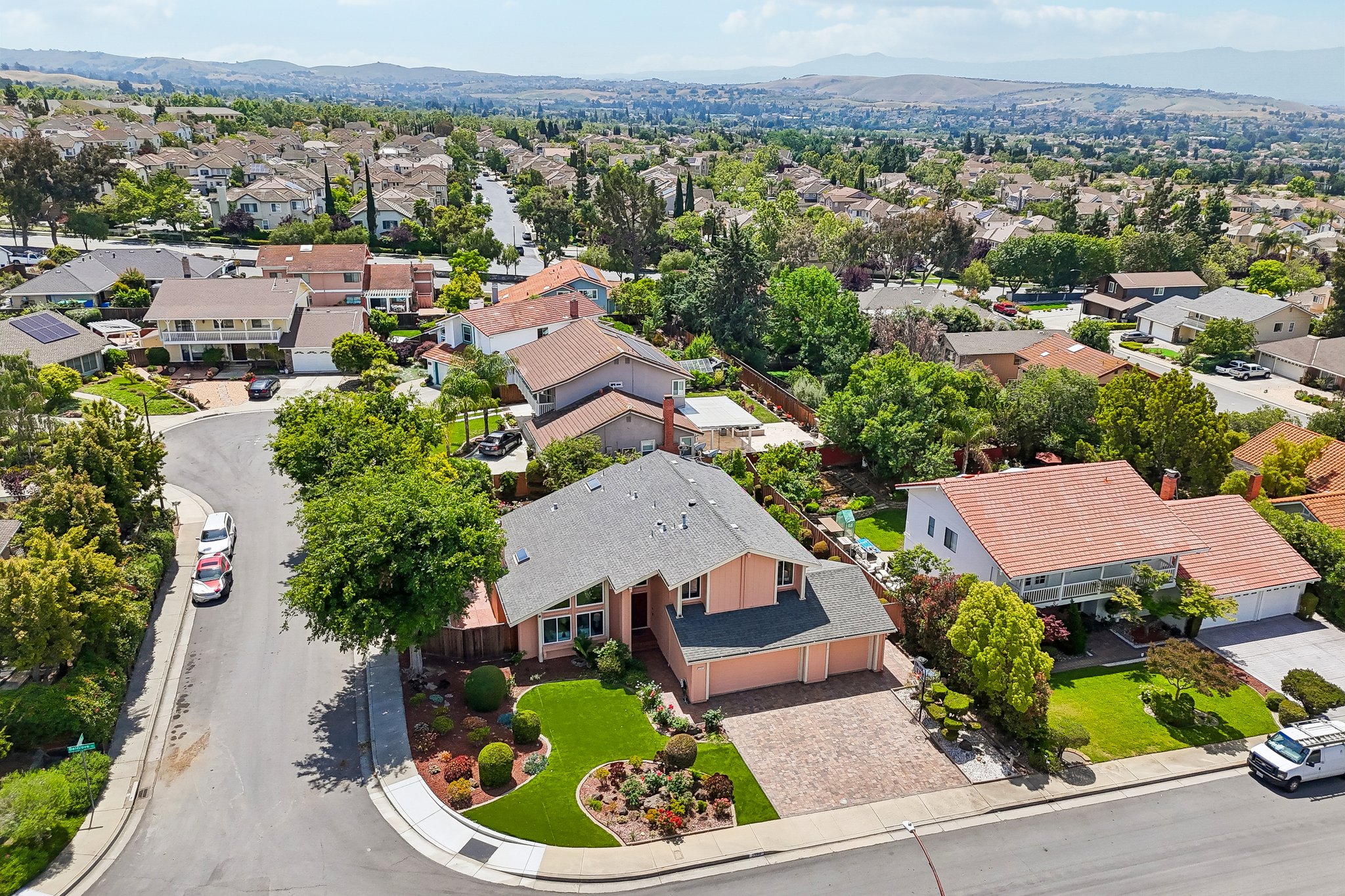 Belgrove Cir-S0205-074.jpg