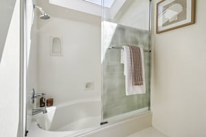 Belgrove Cir-S0205-044.jpg