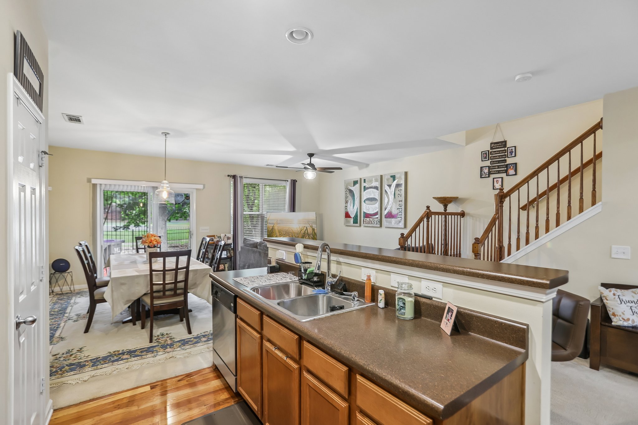 Fernview Dr-S1006-014.jpg
