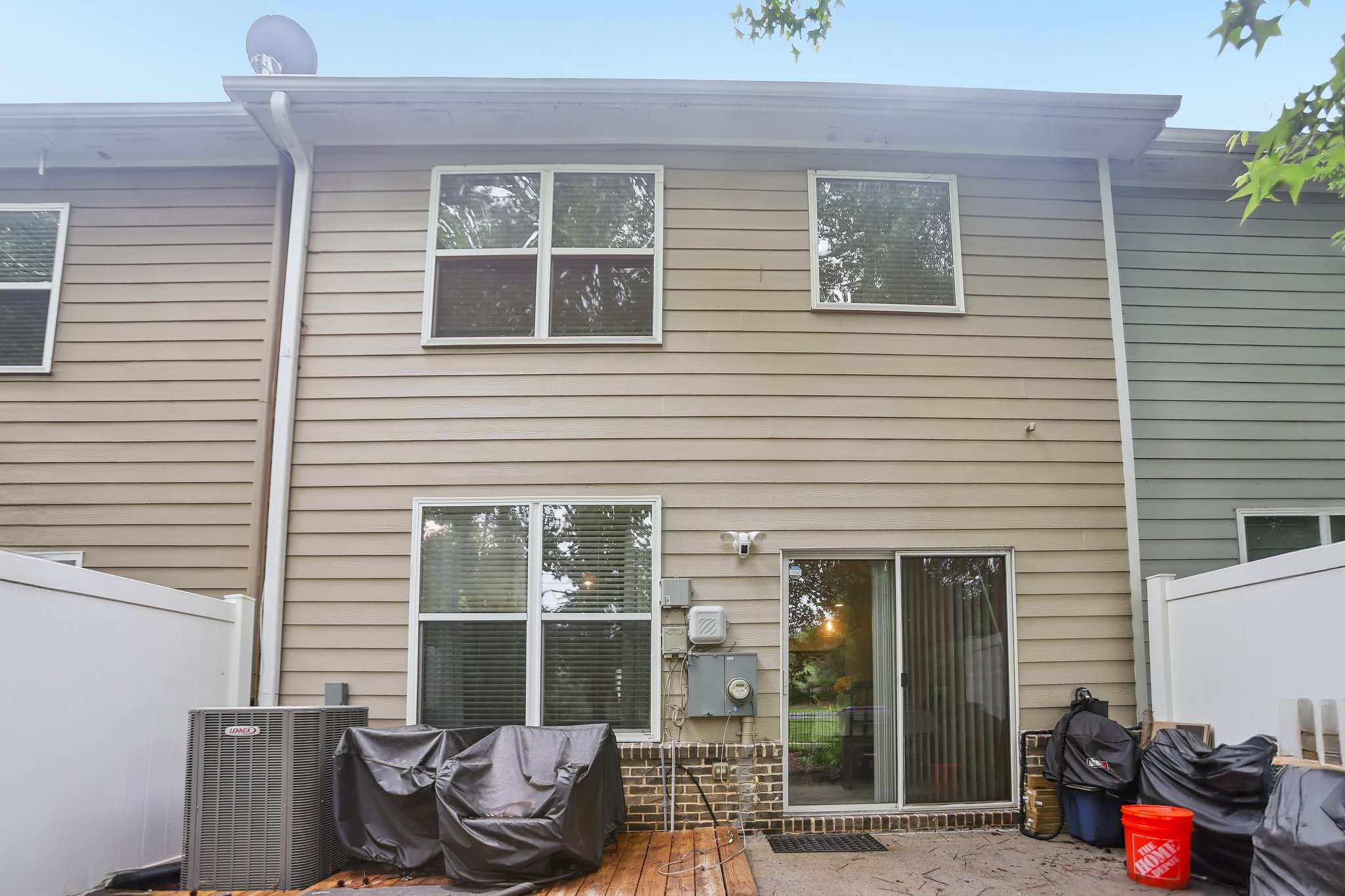 Fernview Dr-S1006-030.jpg