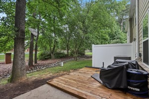 Fernview Dr-S1006-029.jpg