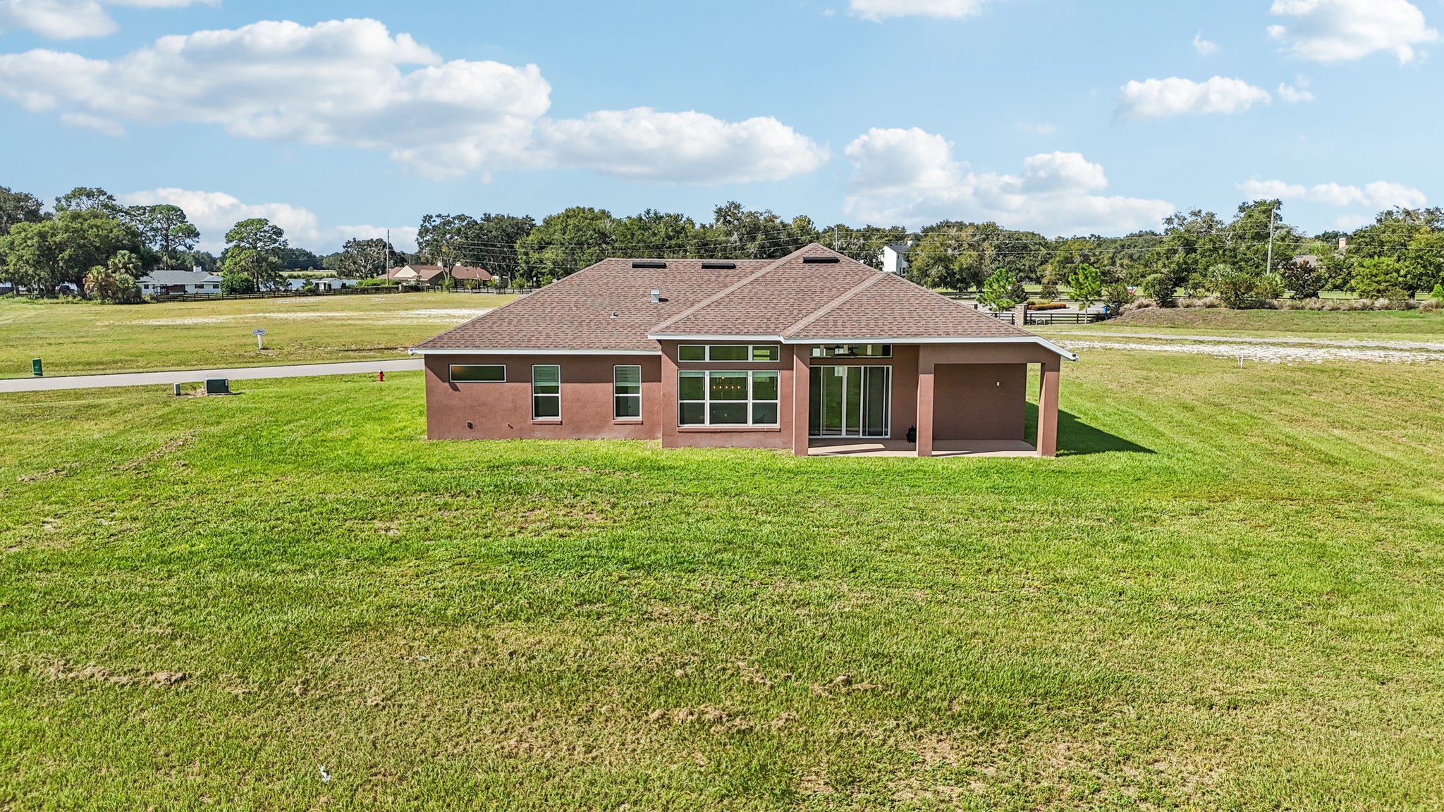 Lake Diane Rd-S1909-049.jpg