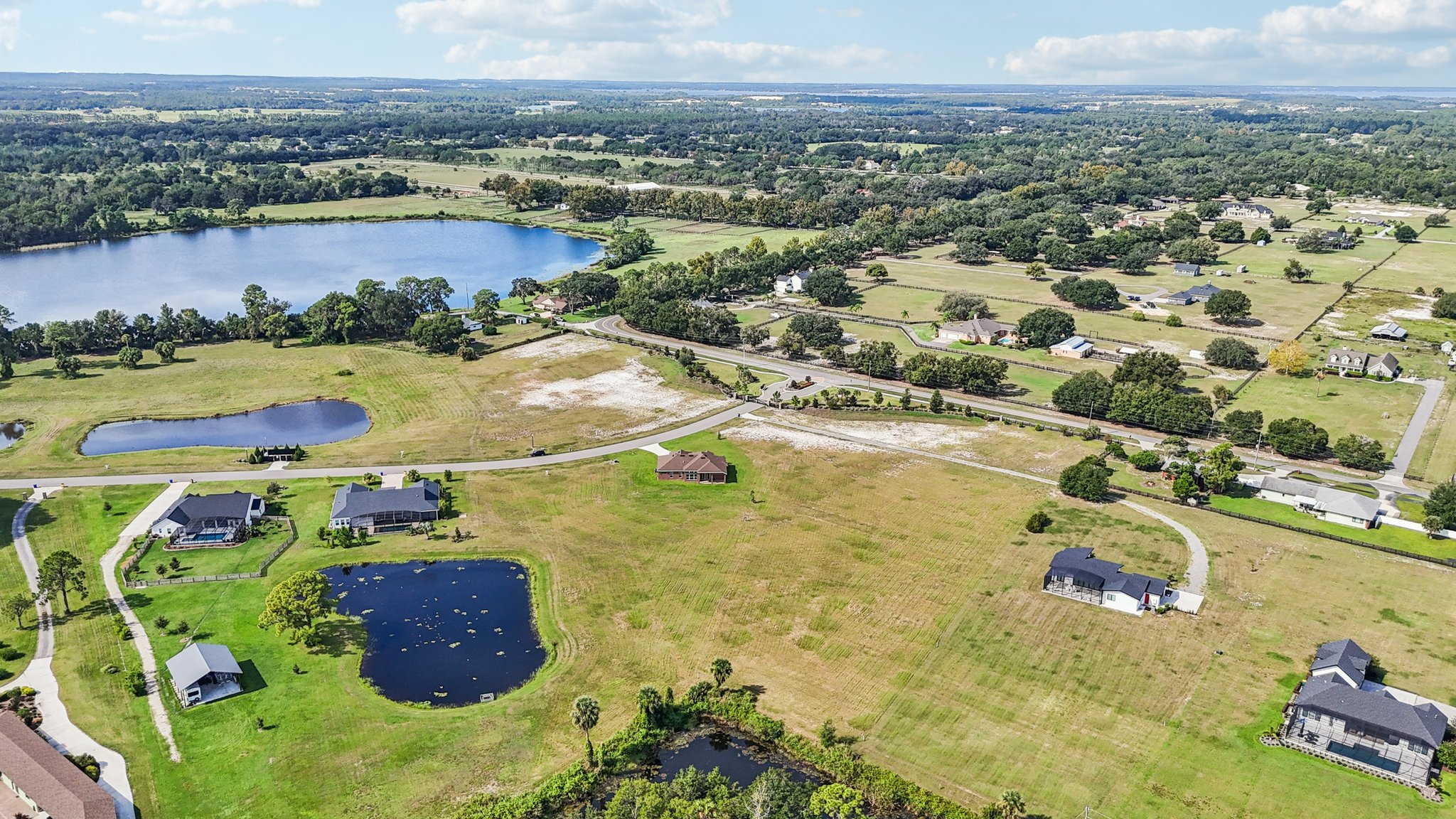 Lake Diane Rd-S1909-053.jpg