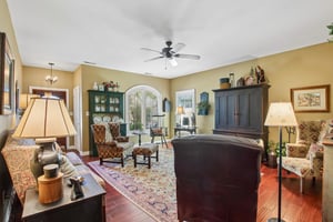 Nottinghill Dr E-S2709-008.jpg
