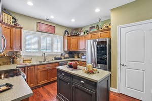 Nottinghill Dr E-S2709-019.jpg