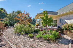 Nottinghill Dr E-S2709-038.jpg