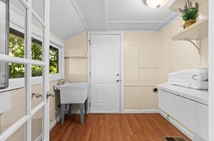  Photo 32