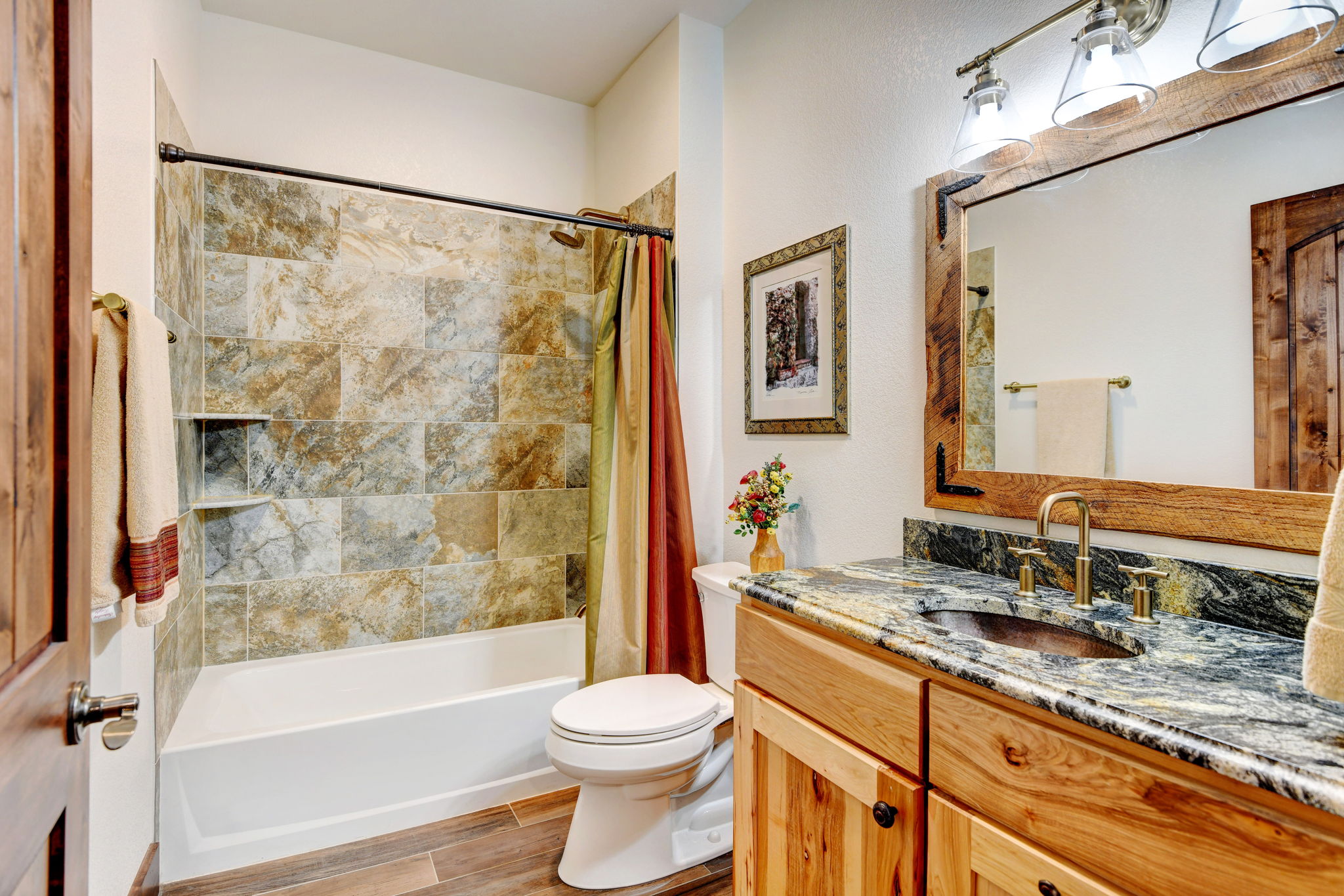 Full Bathroom on Lower Level Between Bedrooms 2-3