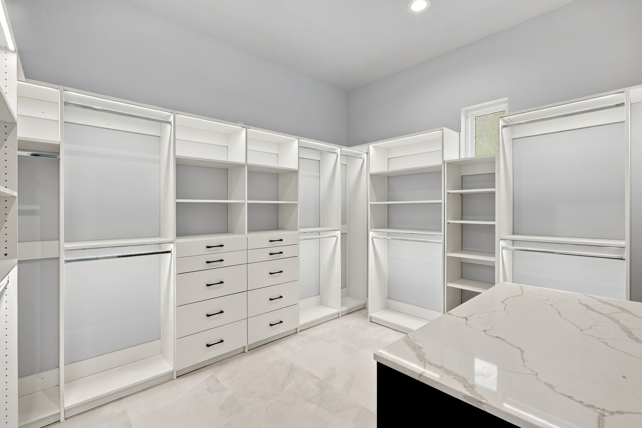 057_F8_34 Charles Hill Cir