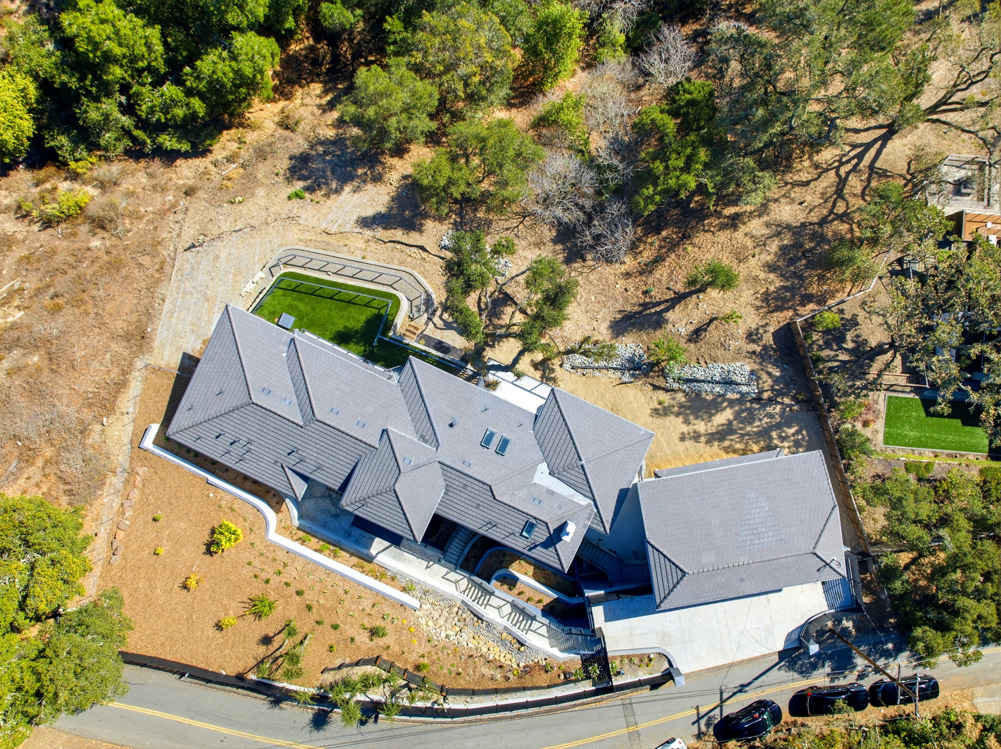 008_F8_AERIAL_34 Charles
