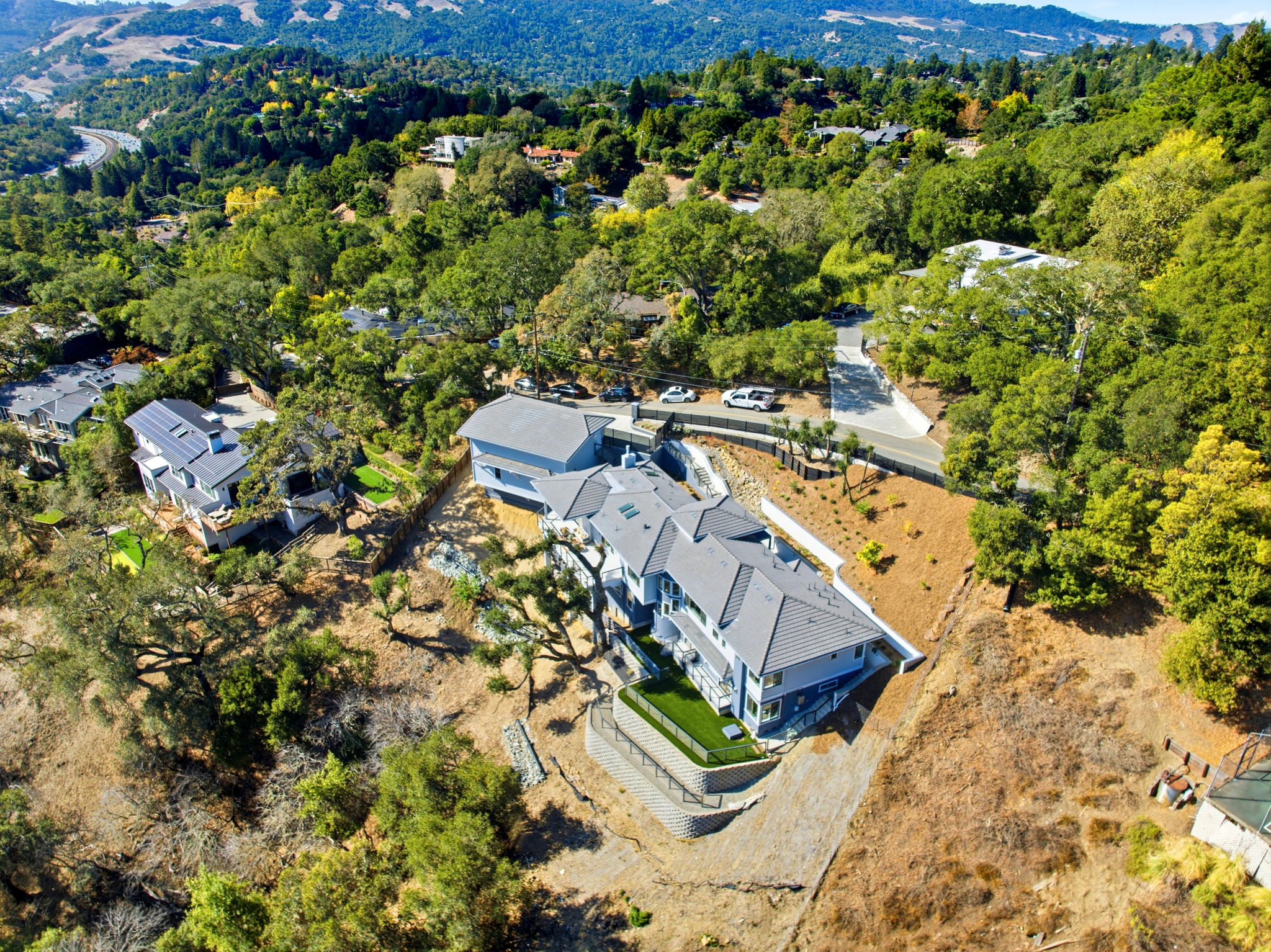 011_F8_AERIAL_34 Charles
