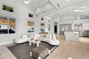011_F8_34 Charles Hill Cir
