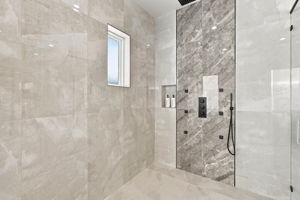 069_F8_34 Charles Hill Cir