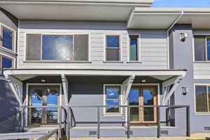 085_F8_34 Charles Hill Cir