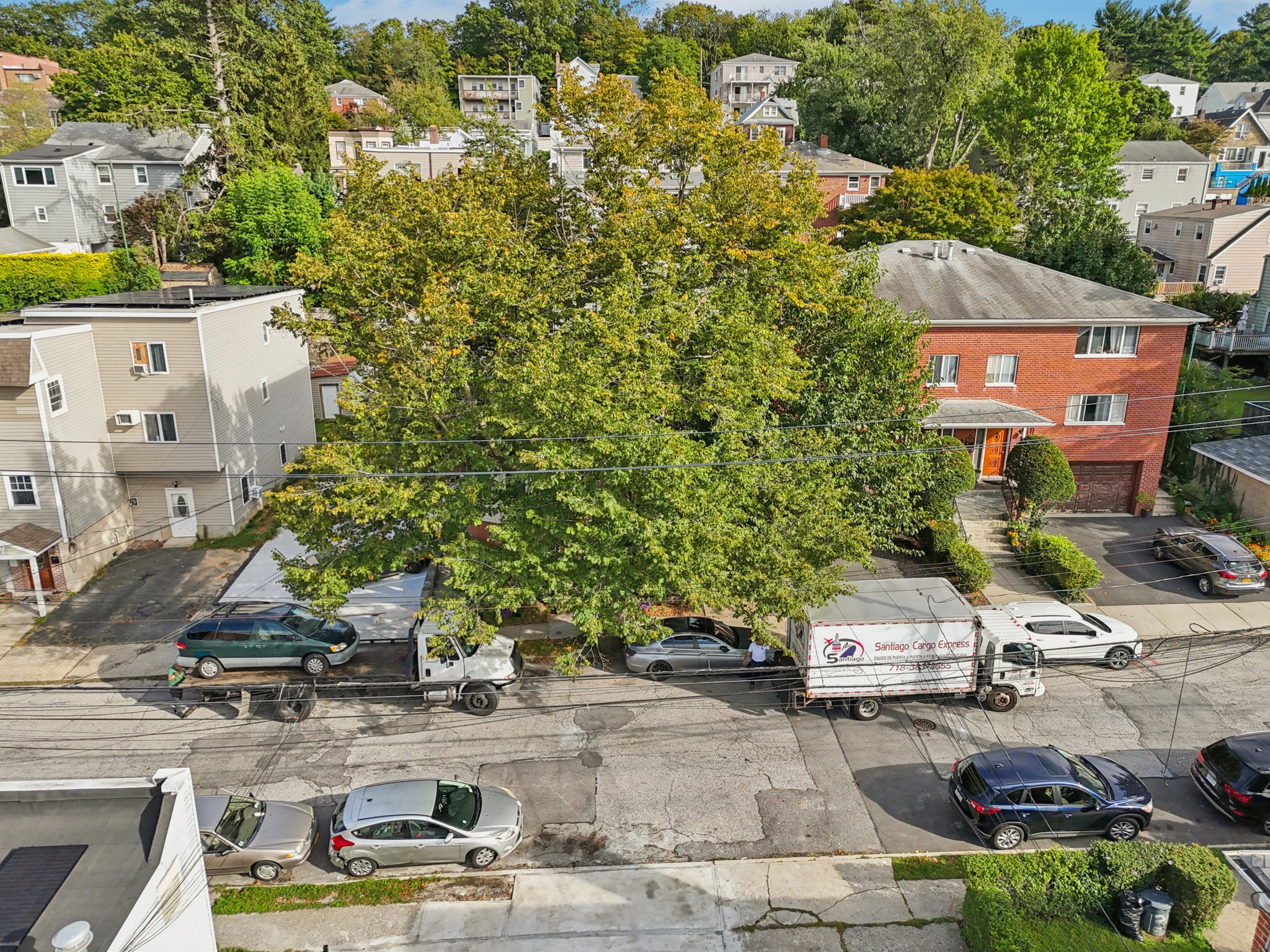 Clarendon Ave-S1109-033.jpg
