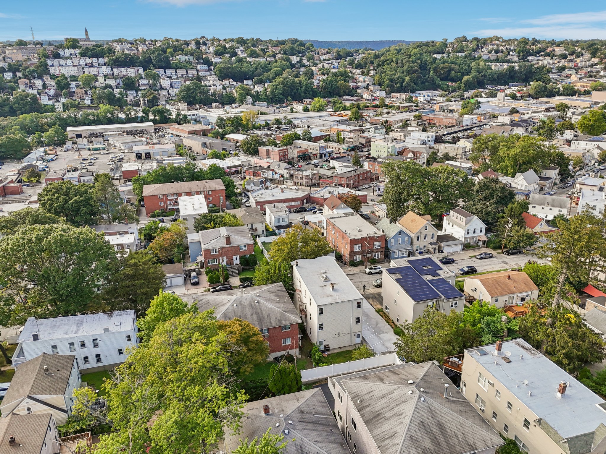 Clarendon Ave-S1109-044.jpg