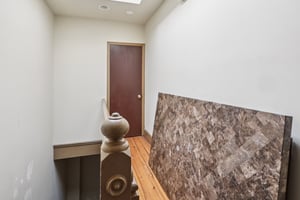 Clarendon Ave-S1109-010.jpg