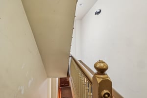 Clarendon Ave-S1109-011.jpg