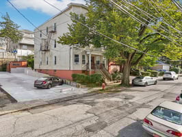 Clarendon Ave-S1109-030.jpg