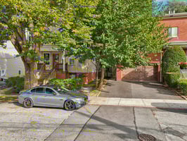 Clarendon Ave-S1109-032.jpg