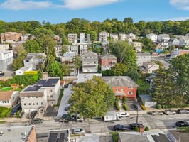 Clarendon Ave-S1109-037.jpg