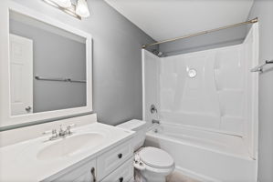  Photo 46