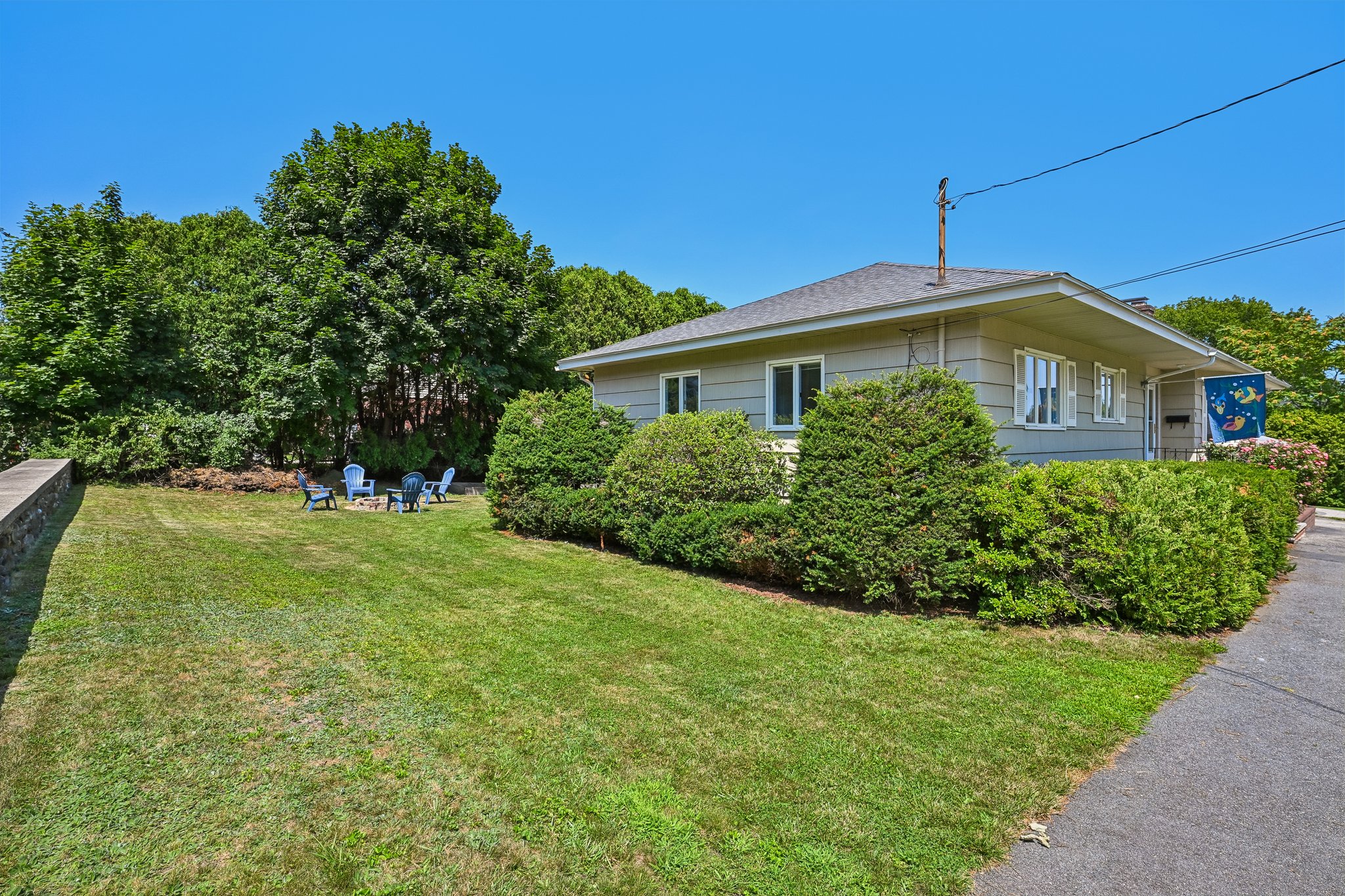 Duston Dr-S2107-033.jpg