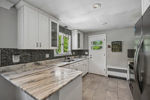 Duston Dr-S2107-014.jpg