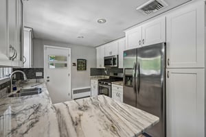 Duston Dr-S2107-016.jpg