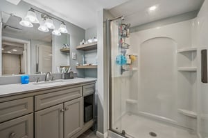 Duston Dr-S2107-023.jpg