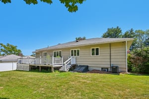 Duston Dr-S2107-036.jpg
