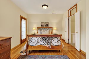  Photo 41