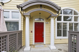 004_F8_34 Erin Ln