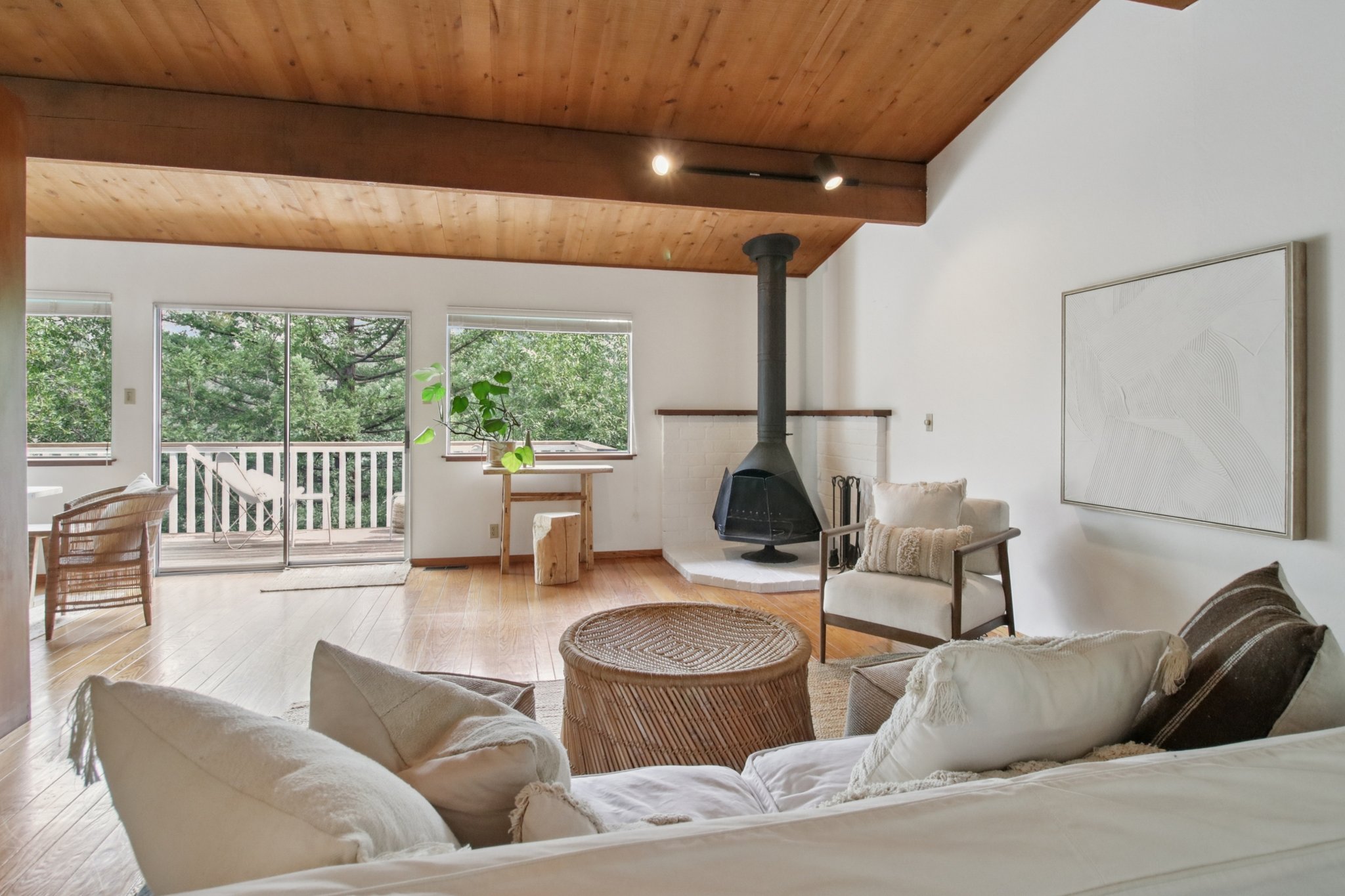 Fair Dr-S3103-015.jpg