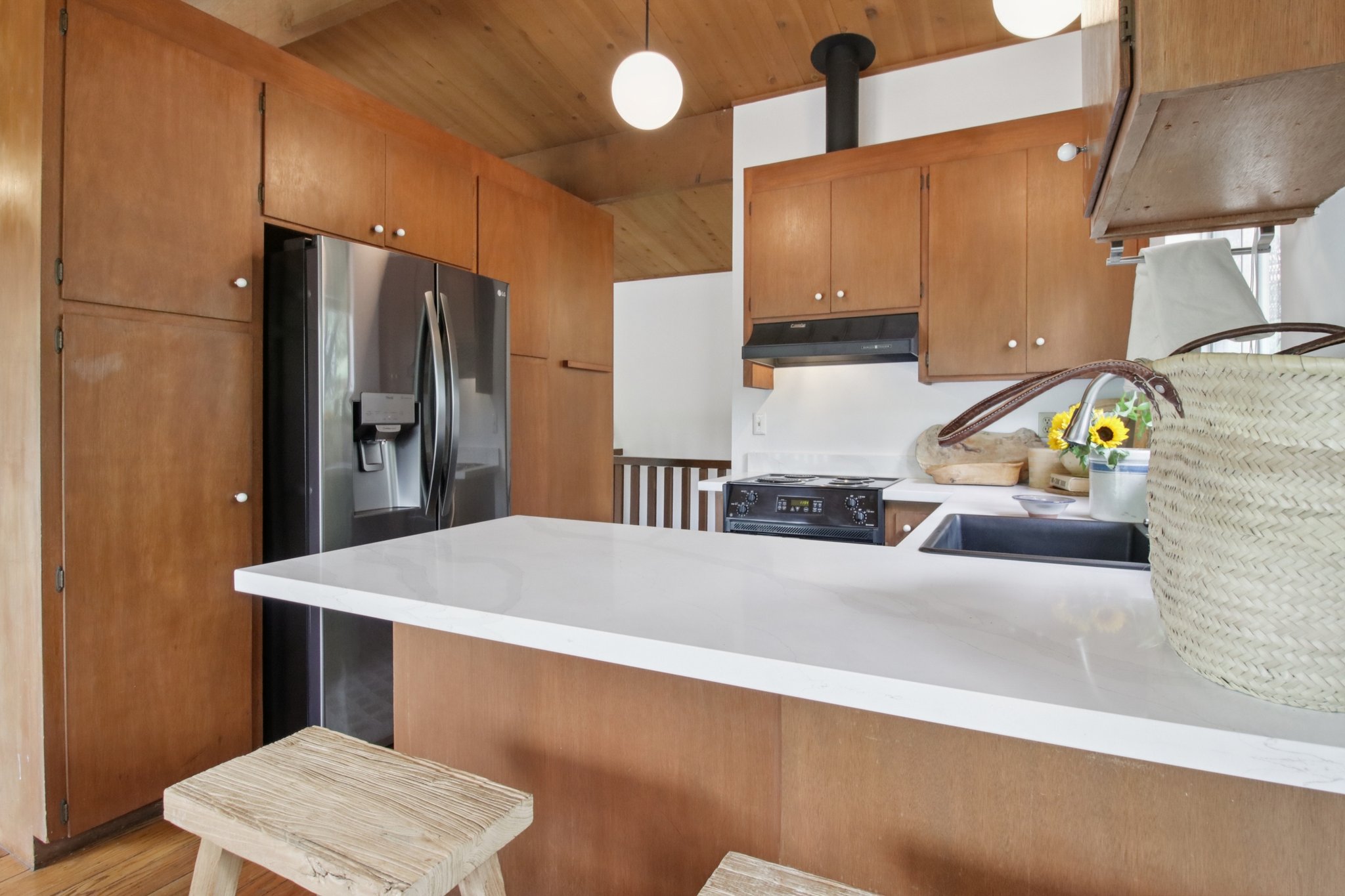 Fair Dr-S3103-024.jpg